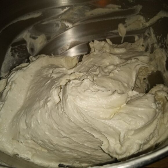 Homemade Shea Butter from Ghana (hand whipped by my own hands with love) - Picture 6 of 7
